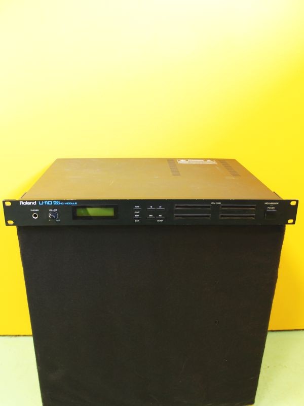 Roland U-110 Synthesizer Module